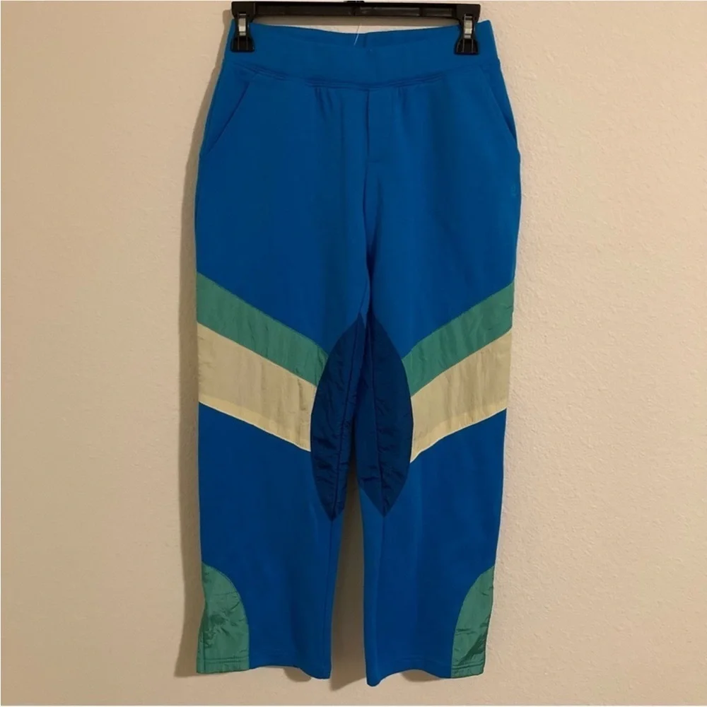 NWOT FREE PEOPLE Flurry Pants XS Blue Pockets Zip Ankles NEW FP MOVEMENT - Picture 3 of 7